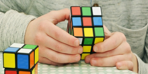 Szkolny Konkurs Układania Kostki Rubika w SP24